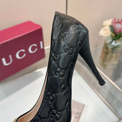GUCCI Women’s pump with Horsebit