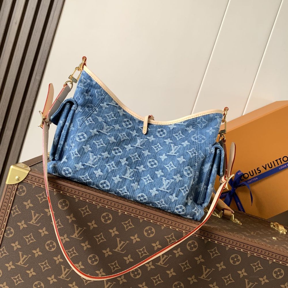 Louis Vuitton Carryall Cargo PM Blue Denim 33Cm