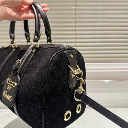 Gucci Small Jumbo GG Canvas Duffle Bag Black 30Cm