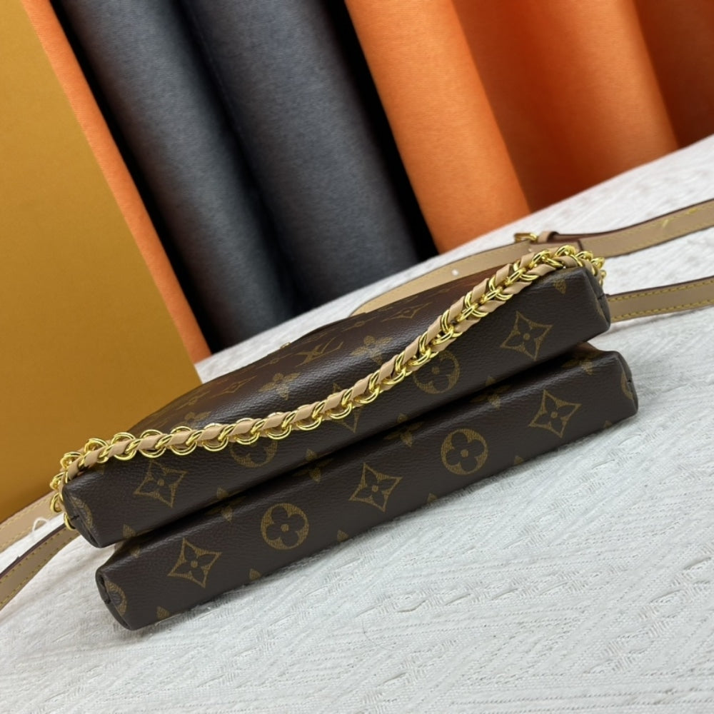 Louis Vuitton Be Alma Monogram Canvas Beige Tag 22Cm