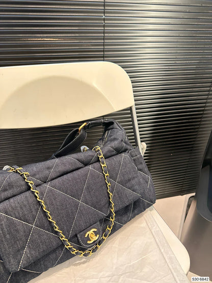 CHANEL Hobo Bag Crossbody Fashion Shoulder Bag