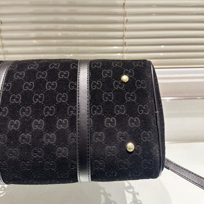 Gucci Small Jumbo GG Canvas Duffle Bag Black 30Cm