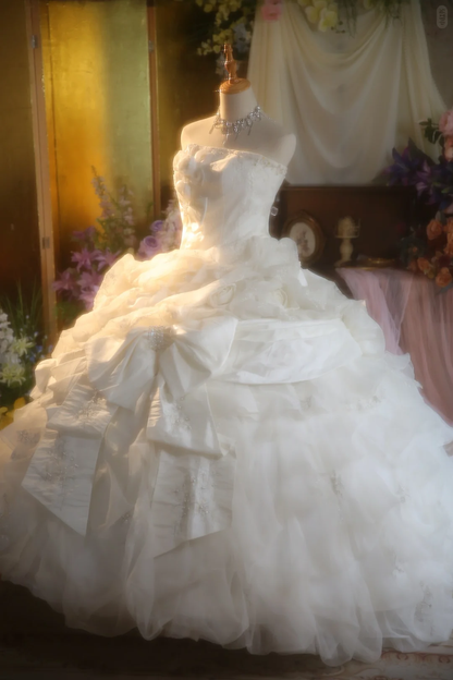 Vintage Strapless Tiered Ruffled Oversized Bow Sequin Wedding Dress TP5514