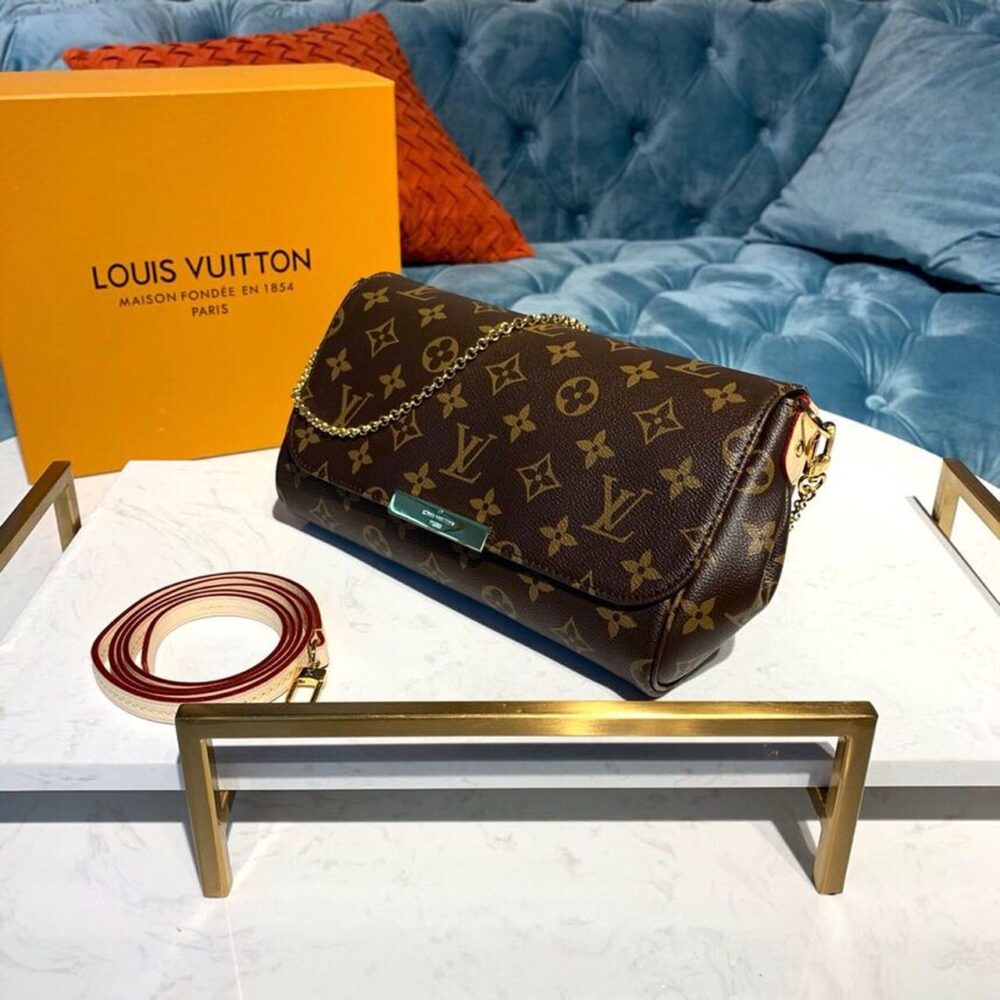 Louis Vuitton Favorite PM Monogram Canvas For Women 24Cm LV M40717