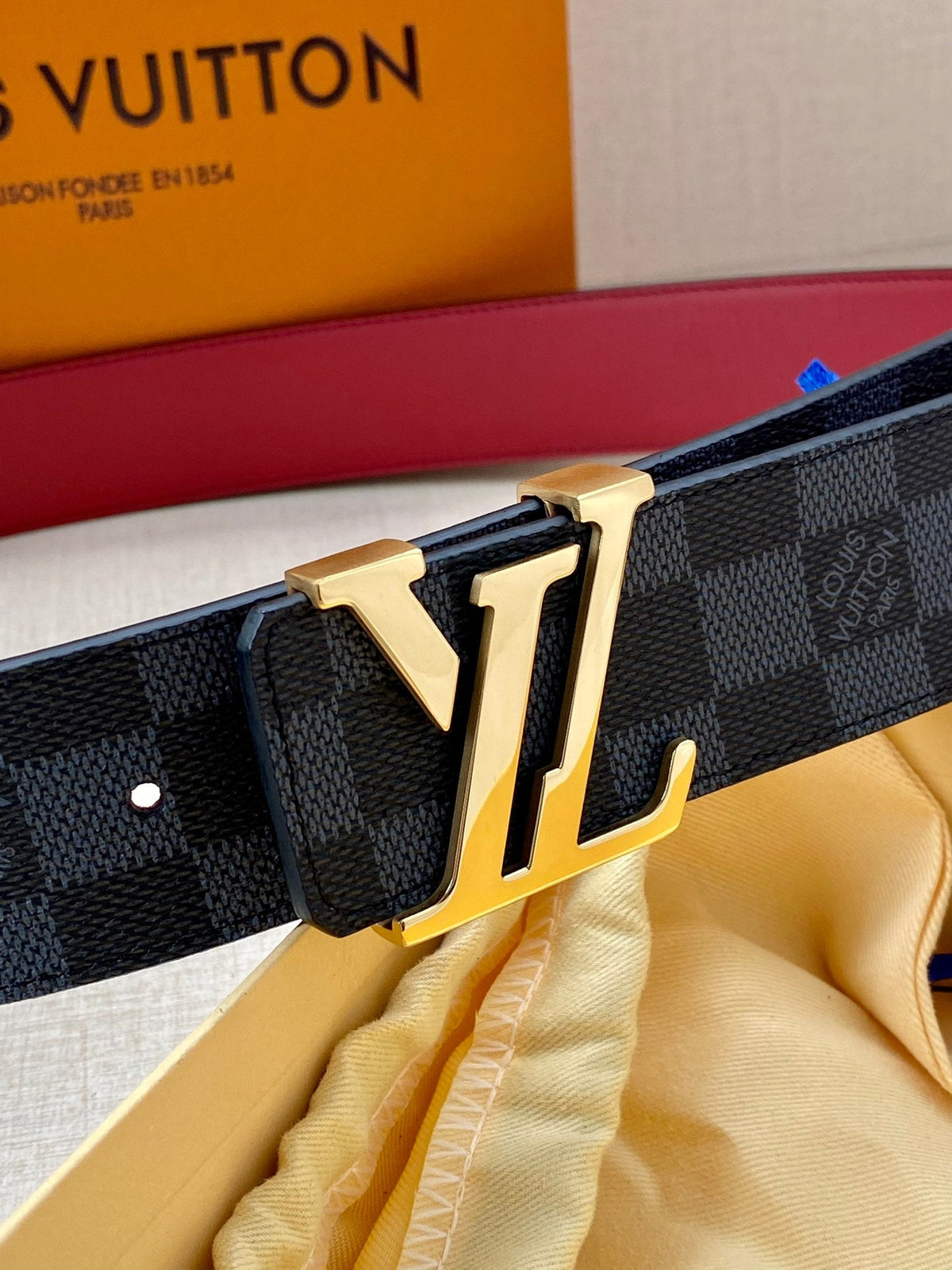 Women’s Luxury LUV BELTS 021