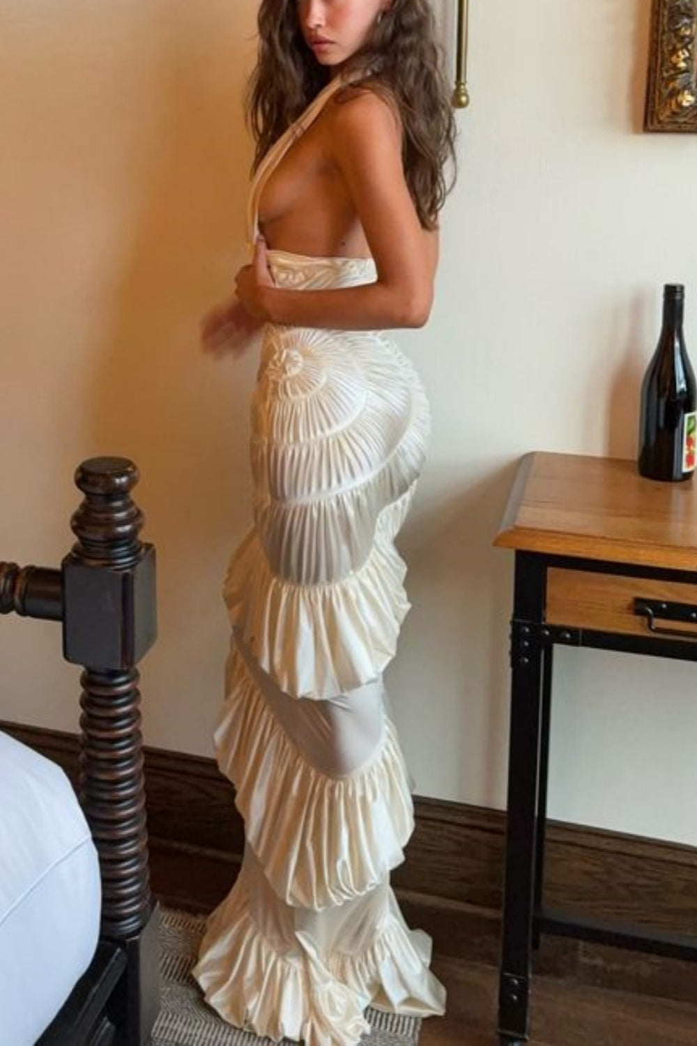 Luxury Glamorous Open-Back Style Halter Deep V Gown | Cream Satin Ruched Mermaid Maxi Dress for Gala Red Carpet High-End Social Event gh6438
