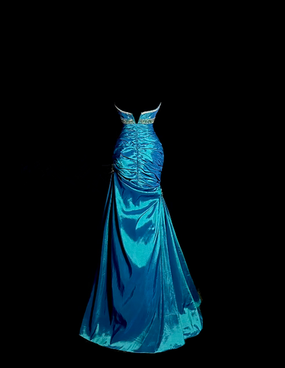 Blue strapless, fitted waist, pleated hips, long fishtail skirt, ball gown R8102