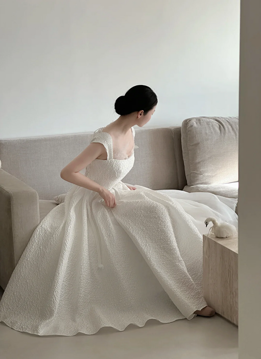 White spaghetti strap, waist-cinched, slim-fit, full-skirt prom dress, wedding dress R7959