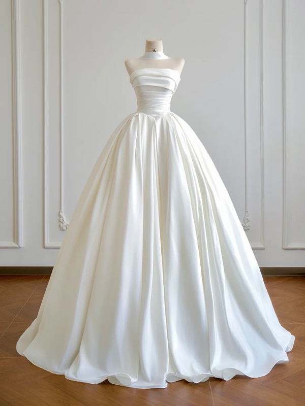 White strapless, fitted waist, full skirt, long ball gown, bridal dress R8167