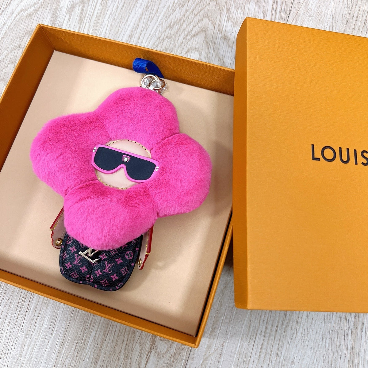 Louis Vuitton Vivienne Fashionista Bag Charm Lady