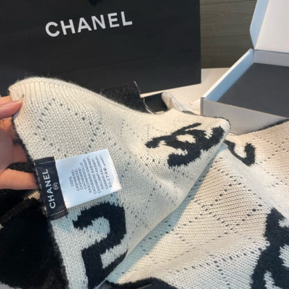 Chanel Logo Cashmere Muffler Black And White 170Cm
