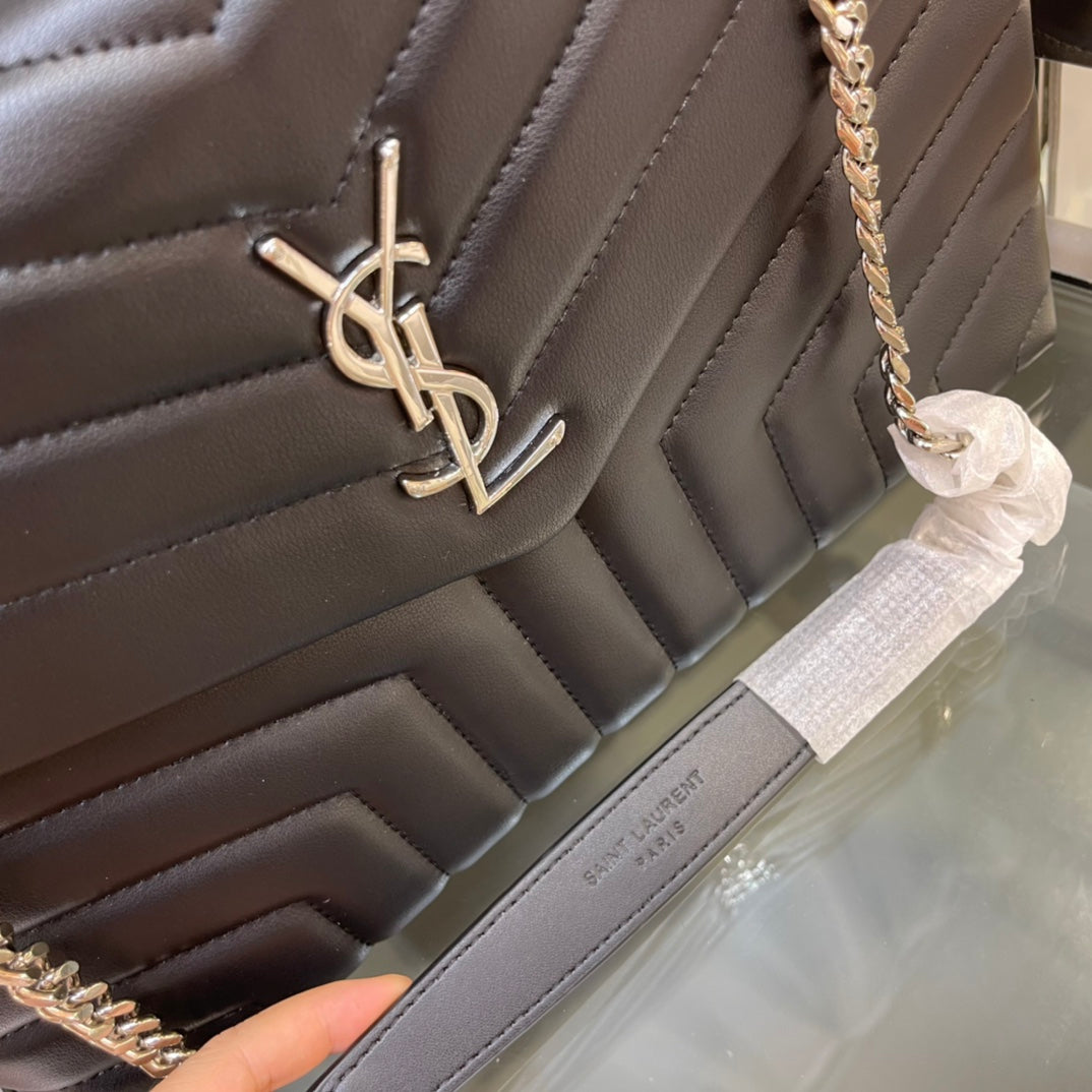 Saint Laurent Loulou
