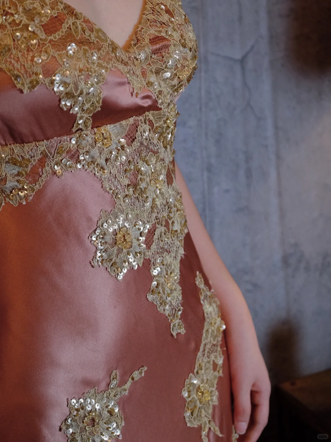 Vintage Champagne Sparkling Beaded Spaghetti Strap Design Elegant Satin Evening Dress Prom Dress TP4029