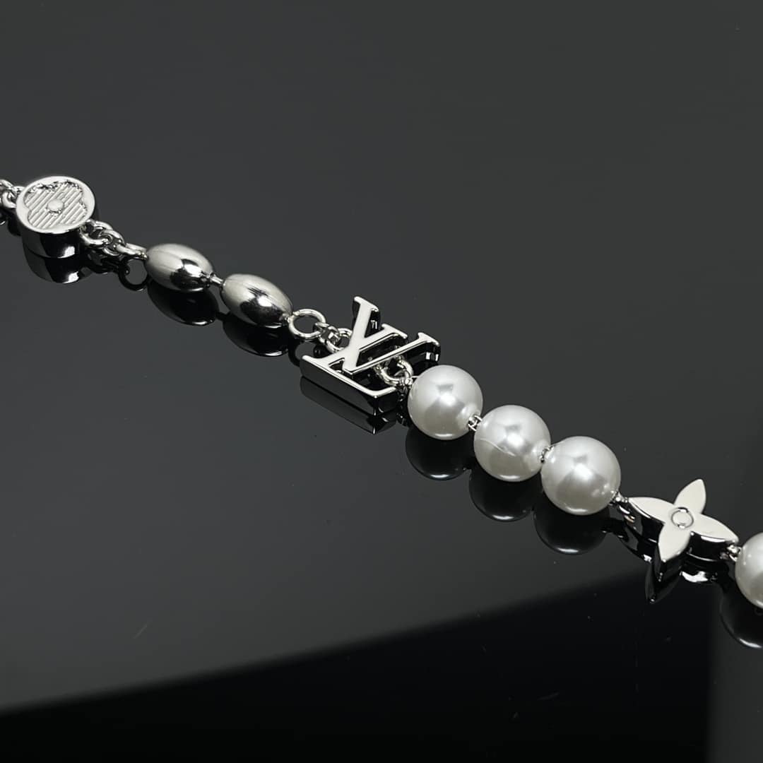 LOUIS VUITTON PEARLS FUSION BRACELET SILVER M1556A
