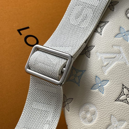 Louis Vuitton Rush Bumbag White 30Cm M28619