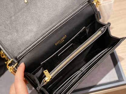 Saint Laurent BECKY
