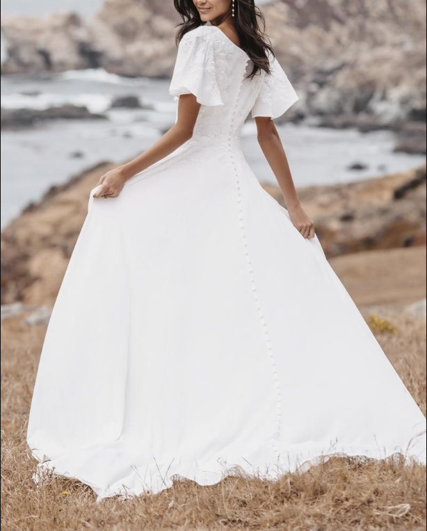 Little White Dresses Wedding Dresses A-Line V Neck Short Sleeve Floor Length Chiffon Bridal Gowns With Appliques