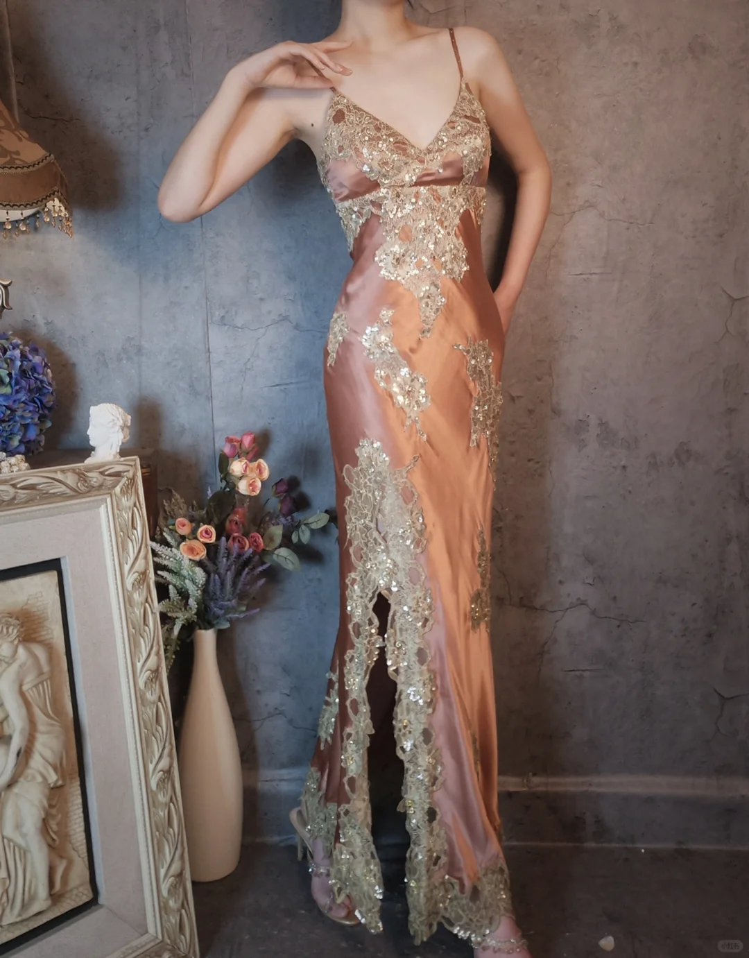 Vintage Champagne Sparkling Beaded Spaghetti Strap Design Elegant Satin Evening Dress Prom Dress TP4029
