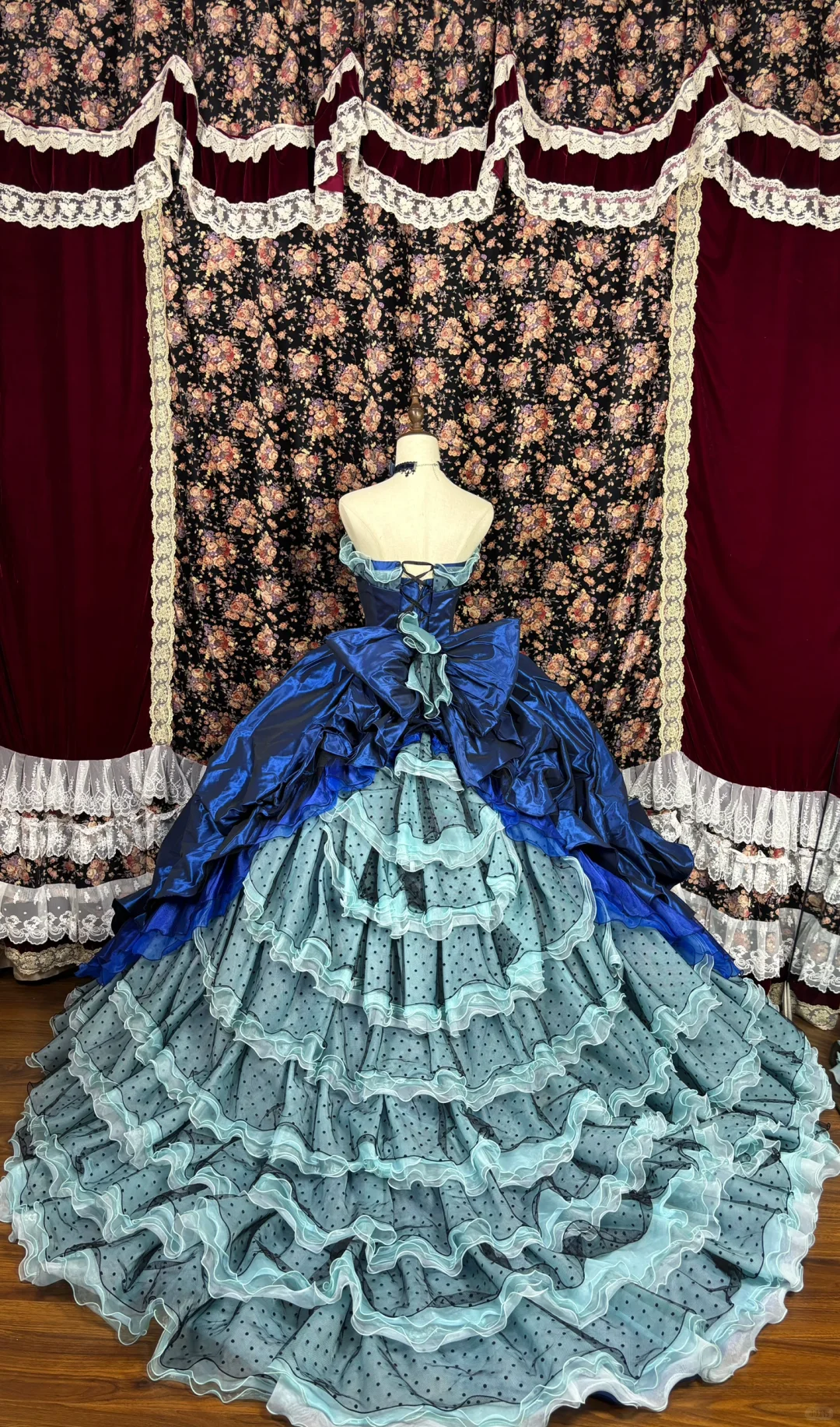 Vintage Navy Blue Sweetheart Satin Strapless Sweet 16th Quinceanera A-Line Evening Dress Ball Gown  TP4261