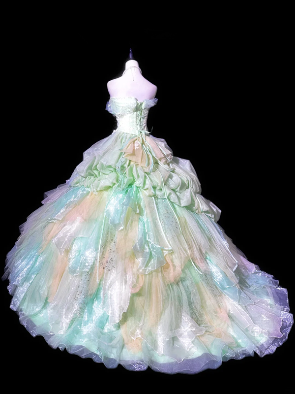 Light green strapless, fitted waist, full skirt, long ball gown R8681