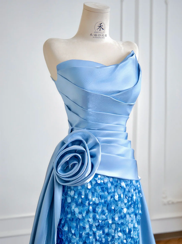 Light blue strapless, fitted, elegant long ball gown R8199