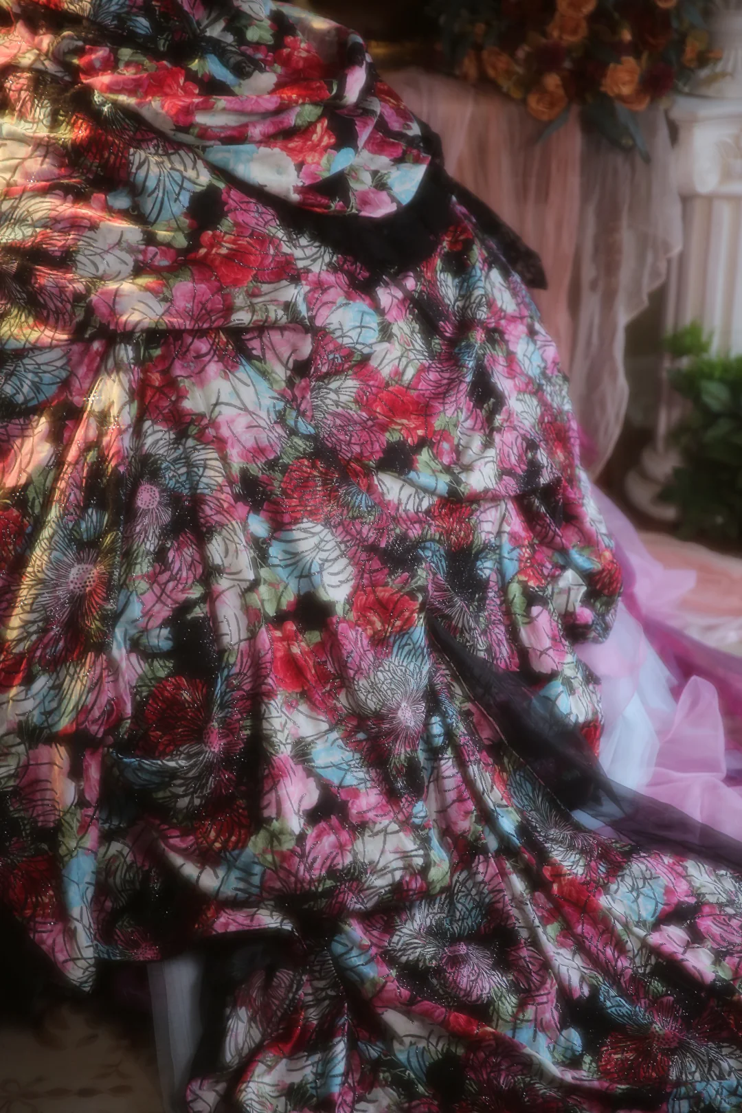 Vintage Floral Print Strapless Layered Lace Tulle Sweet 15 Quinceanera Ball Gown TP5510