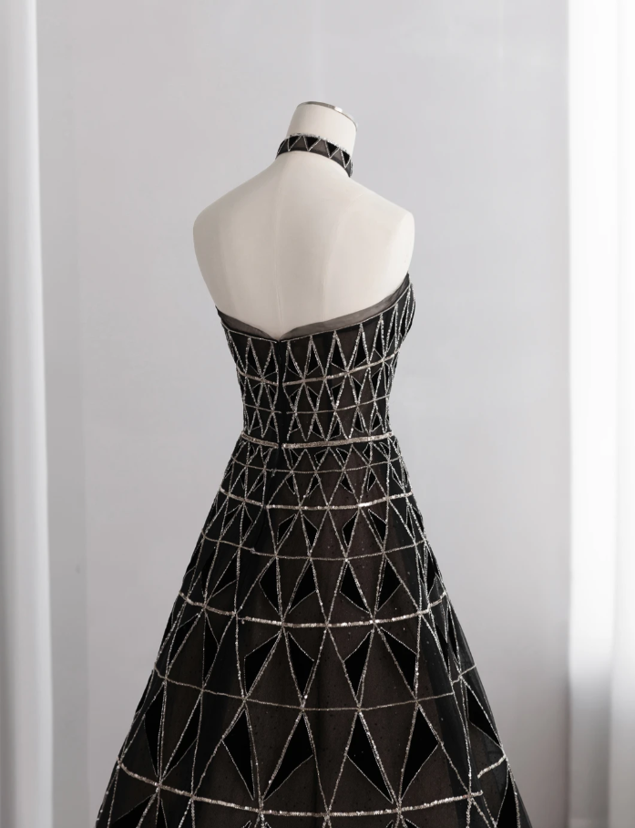 Gorgeous Black Tulle Sequin Beaded Long Birthday Party Dress Strapless Prom Dress SP1517