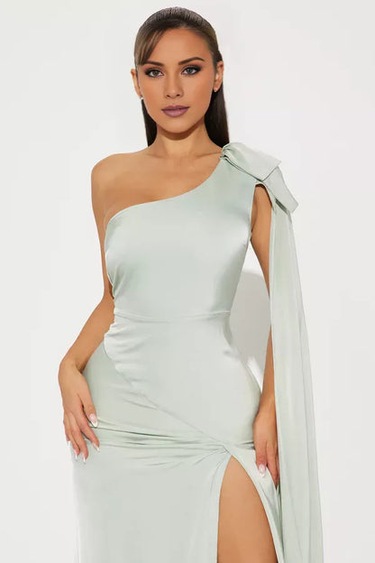 Asymmetric collar off shoulder sleeveless backless side slit and floor length evening dress