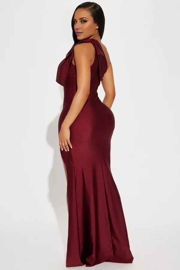 Asymmetric collar sleeveless strapless backless side slit and floor length evening dress