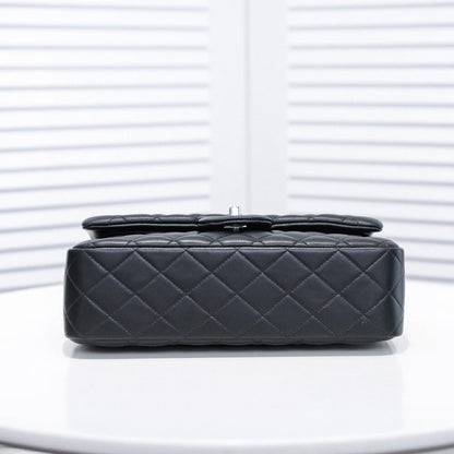 Chanel Small Classic Flap Bag Black Leather With Silver Hardware 25Cm A01113 Y01480 94305