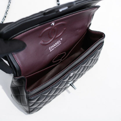 Chanel Small Classic Flap Bag Black Leather With Silver Hardware 25Cm A01113 Y01480 94305