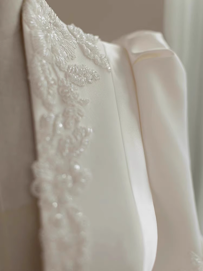 Vintage Ball Gown V neckline White Satin Long Wedding Dresses B091