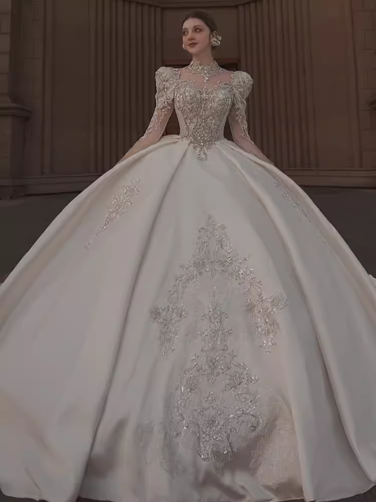 Princess Ball Gown Scoop neckline Long Sleeves Lace Wedding Dresses C207