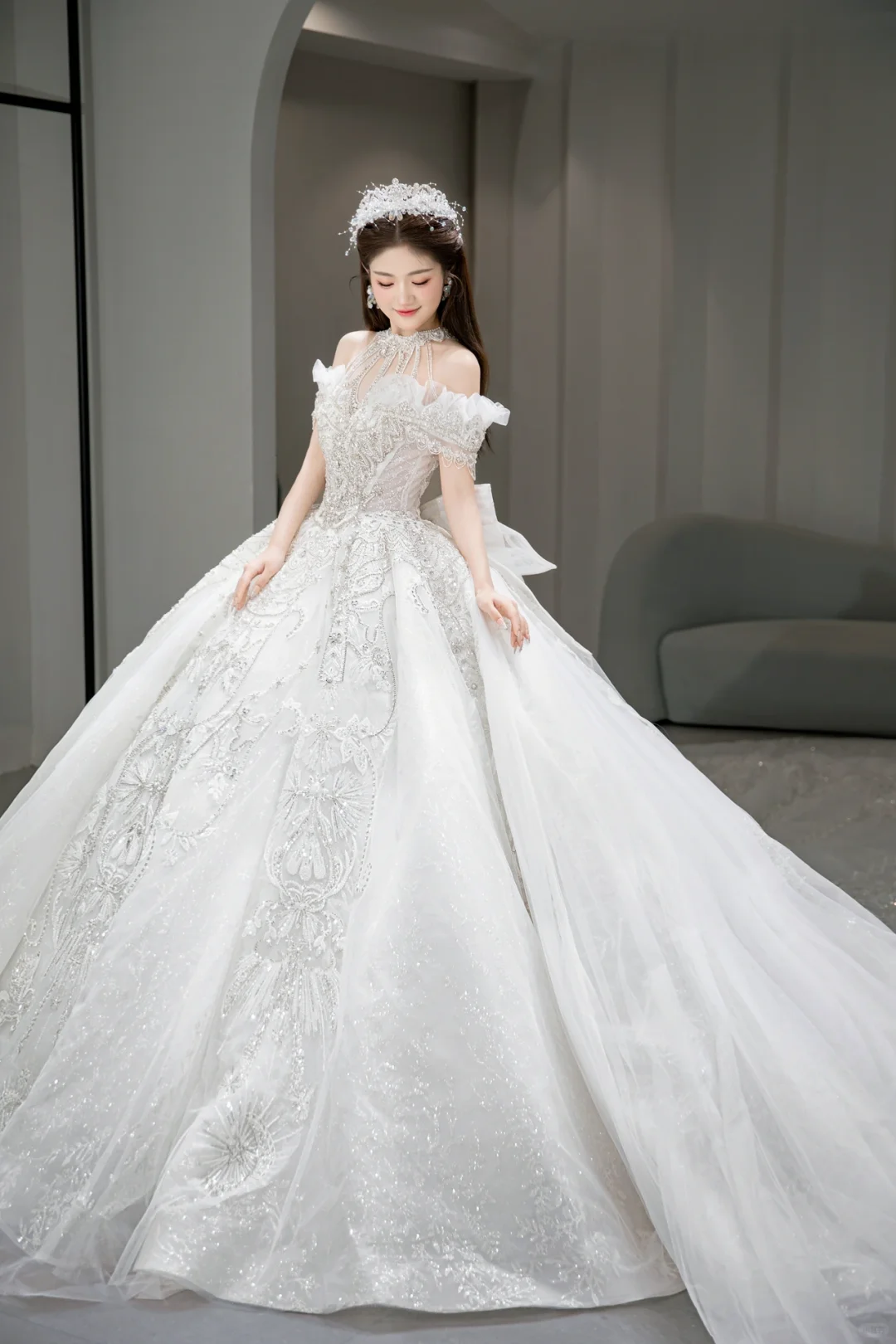 Timeless Ball Gown Off The Shoulder Tulle Sequin Beaded Long Wedding Dresses C4031