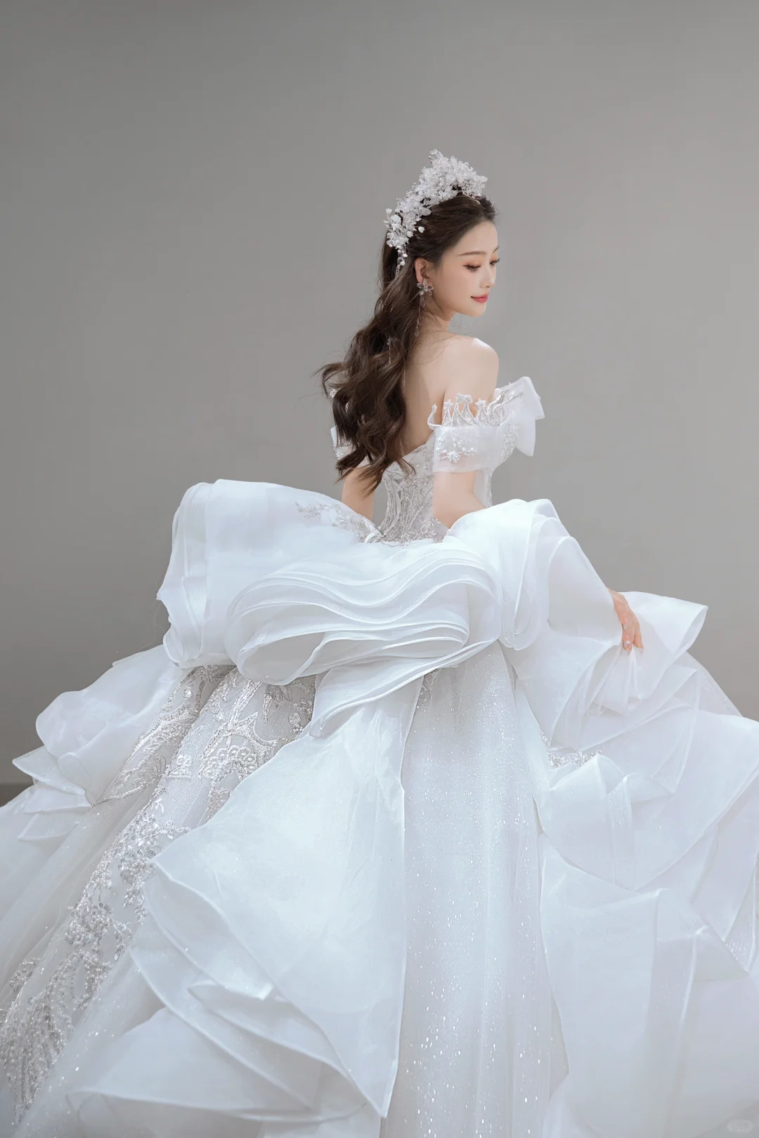 Timeless Ball Gown Off The Shoulder Tulle Sequin Long Wedding Dresses C4082