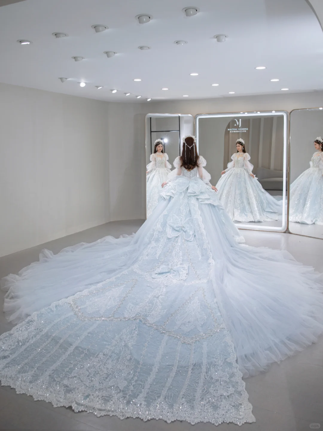 Timeless Ball Gown Tulle Sequin Beaded Long Sleeves Long Wedding Dresses C4094