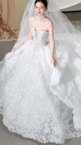 Timeless White Ball Gown Starpless Tulle Lace With Veil Long Wedding Dresses C4113