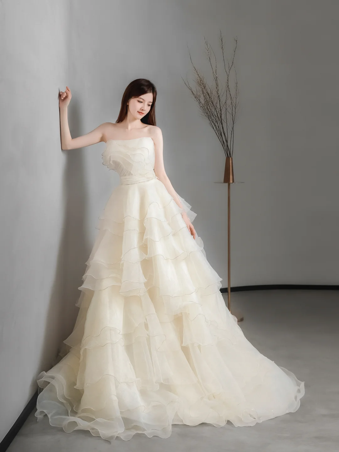 Pretty Ball Gown Strapless Chiffon Long Wedding Dresses C4144