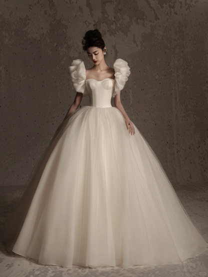 Unique Ball Gown Sweetheart Satin Tulle Long Wedding Dresses C4165