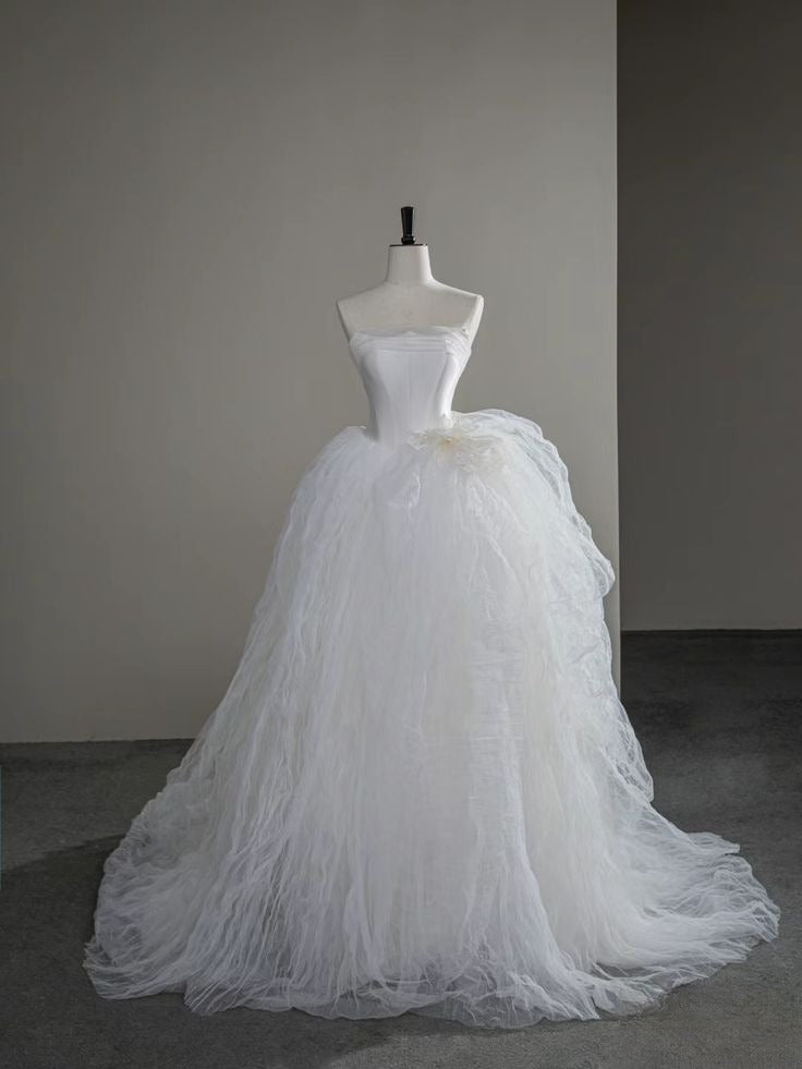 Unique Ball Gown Strapless Satin Tulle Long Wedding Dresses C4249