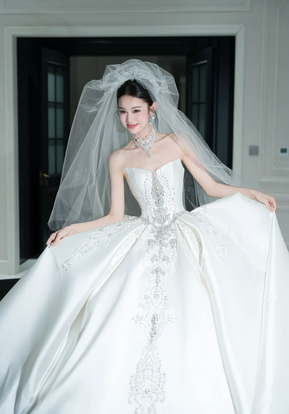 Timeless Ball Gown Strapless Satin Sequin Beaded With Veil Long Wedding Dresses C4323