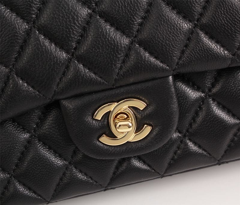 Chanel Classic Flap Black Gold Hardware 25Cm