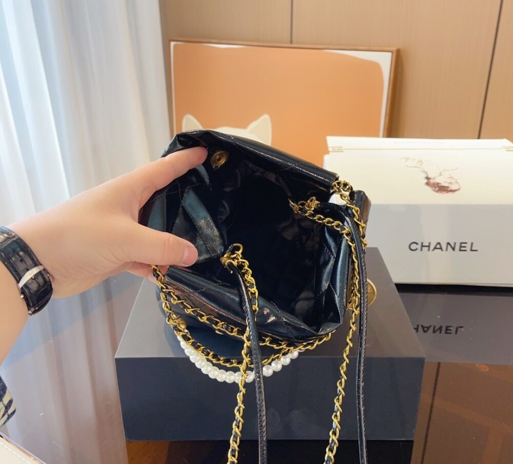 Chanel 22 Mini Handbag Crystal Pearls Black 22Cm