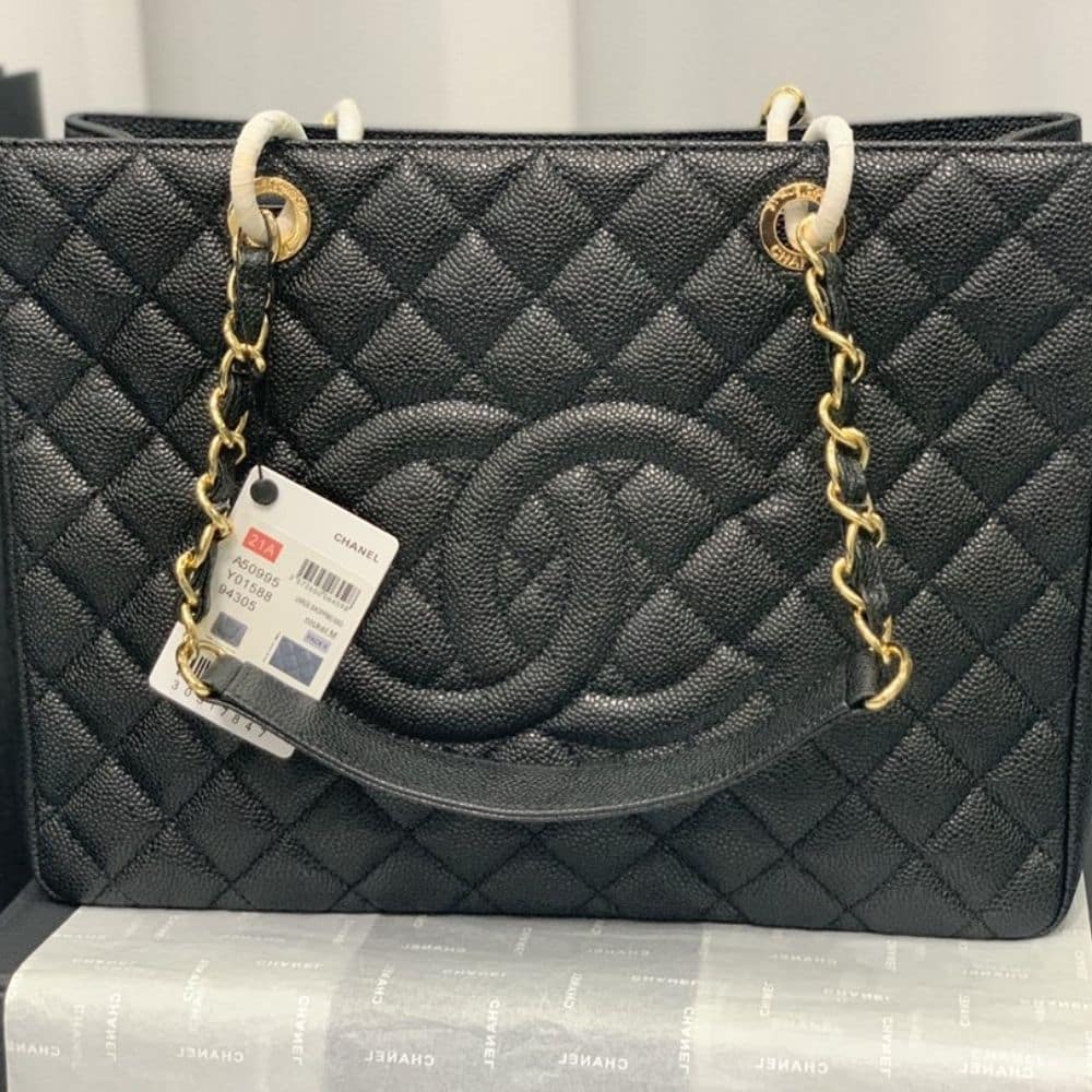 Chanel Caviar Grand Shopping Tote Black 33Cm