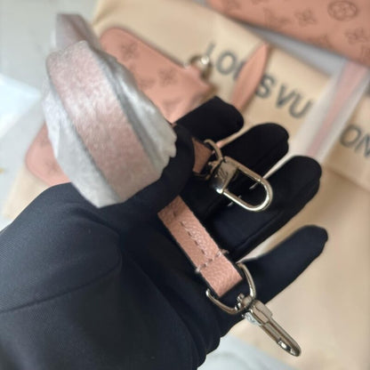Louis Vuitton Blossom Mahina Leather Bag Pink 21Cm M23196