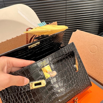 Hermes Kelly Mini Pochette Shiny Alligator Black 21Cm