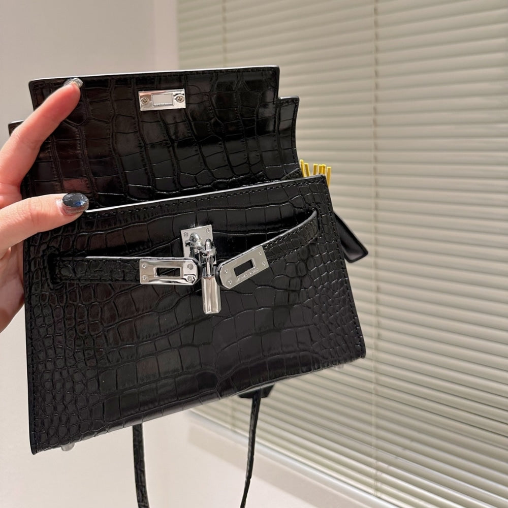 Hermes Kelly Mini Handbag Matte Alligator Black 20Cm
