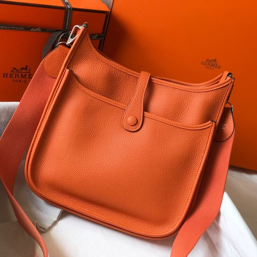 Hermes Clemence Evelyne Pm Orange Feu 25cm