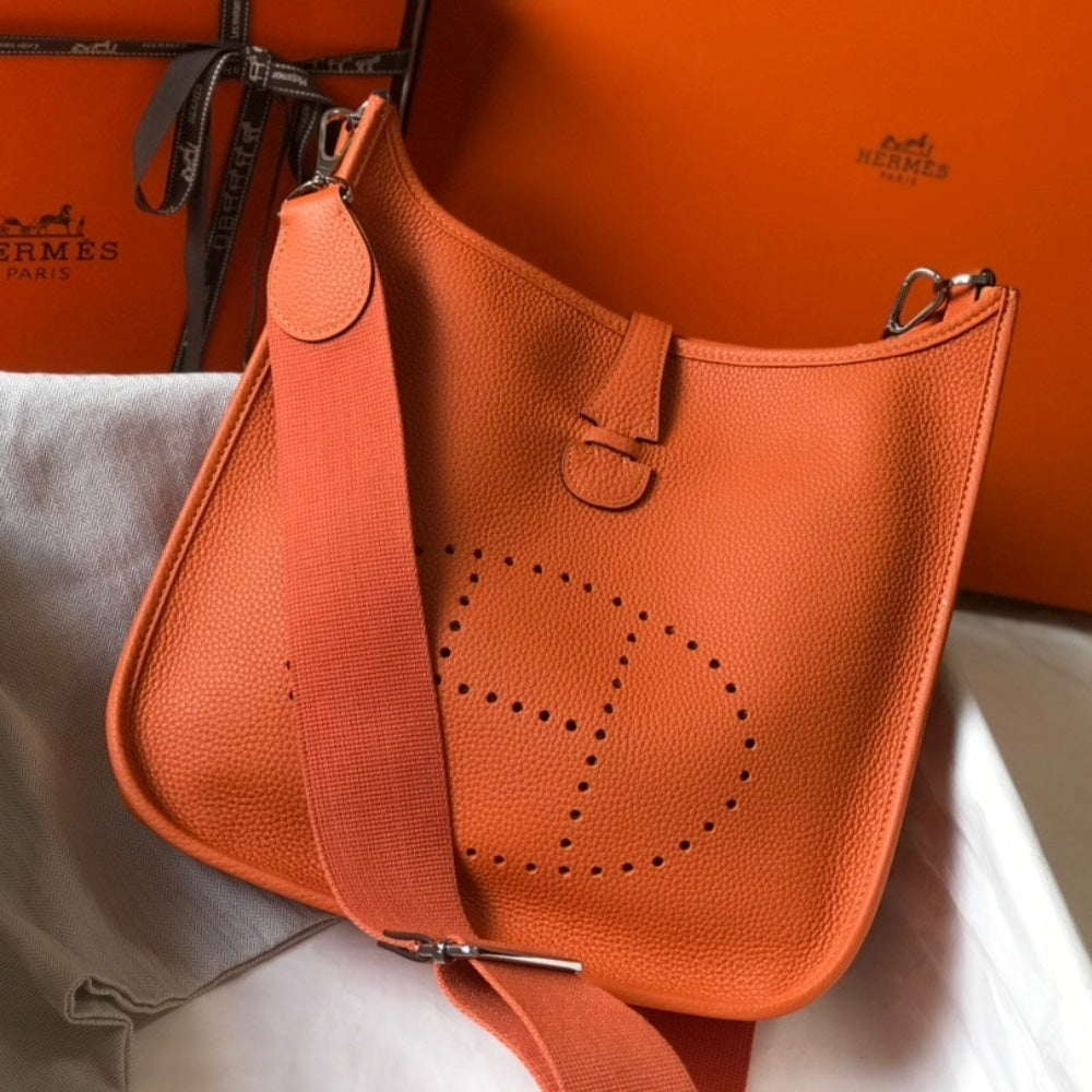Hermes Clemence Evelyne Pm Orange Feu 25cm