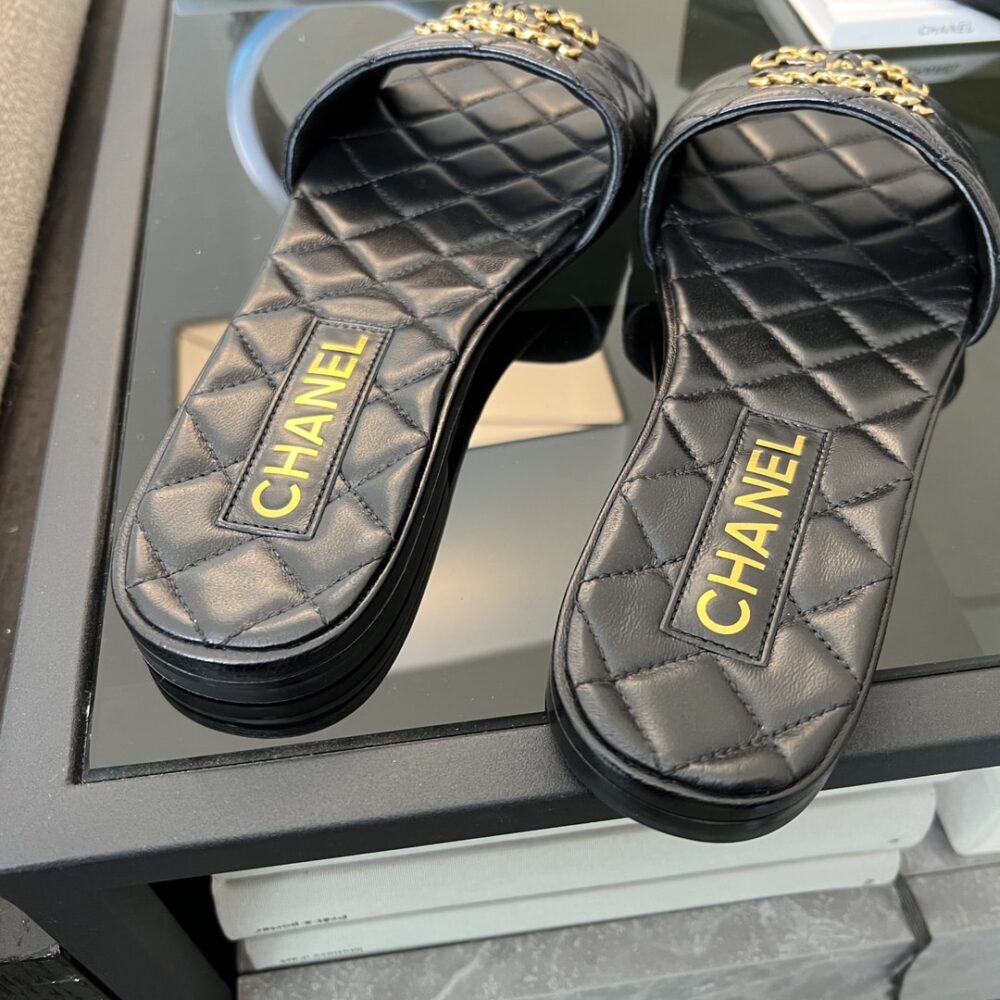 Chanel 23P Quilted Cc Chain Mule Sandal Black G39954 X56940 94305